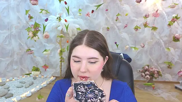 Snapshot of NicoleFoxery chatting on 06.03.26 NicoleFoxery online show from 06.03.26