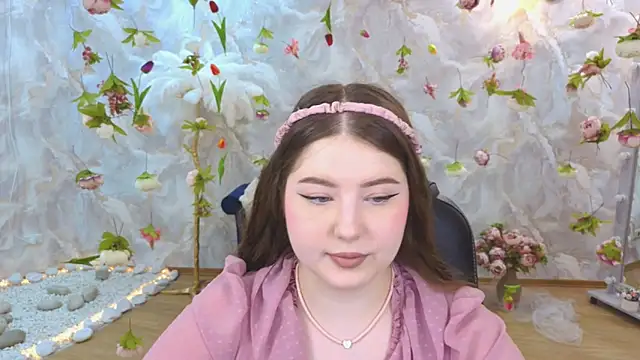 Snapshot of NicoleFoxery chatting on 06.09.26 NicoleFoxery online show from 06.09.26