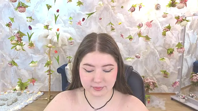 NicoleFoxery online show from 06.21.26