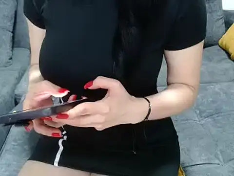 Snapshot of kamila-diablita chatting on 12.06.24 kamila-diablita online show from 12.06.24