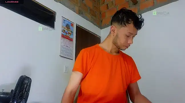 Snapshot of big_cock_mathew chatting on 03.16.25 big cock mathew online show from 03.16.25