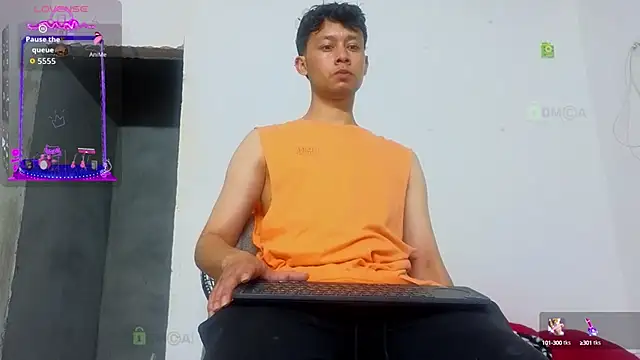 Snapshot of big_cock_mathew chatting on 09.08.25 big cock mathew online show from 09.08.25