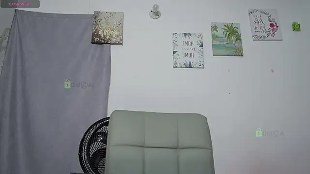 Snapshot of big_cock_mathew chatting on 12.03.25 big cock mathew online show from 12.03.25