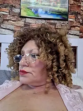 Hot Azaleea online show from 01.31.25