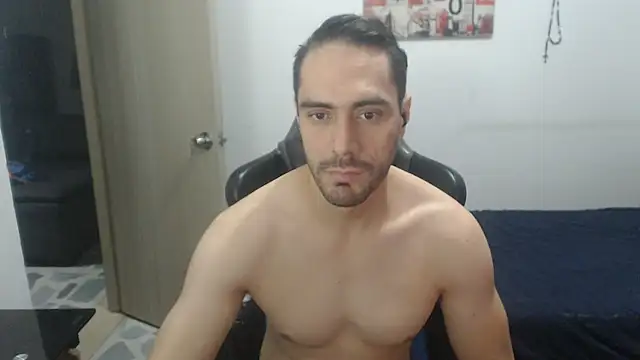 Snapshot of samuelgarcia_ chatting on 02.26.26 samuelgarcia online show from 02.26.26