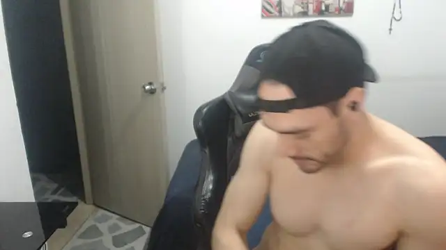 Snapshot of samuelgarcia_ chatting on 02.27.26 samuelgarcia online show from 02.27.26