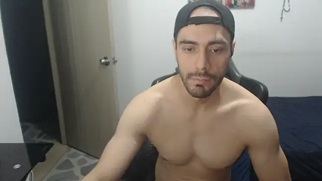 Snapshot of samuelgarcia_ chatting on 03.03.26 samuelgarcia online show from 03.03.26