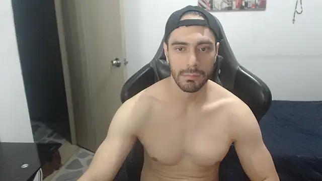 Snapshot of samuelgarcia_ chatting on 03.05.26 samuelgarcia online show from 03.05.26