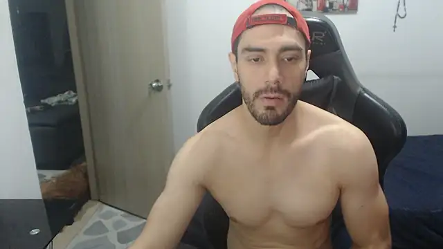 Snapshot of samuelgarcia_ chatting on 03.08.26 samuelgarcia online show from 03.08.26