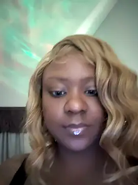 Snapshot of 6lue6a6y69 chatting on 03.18.25 6lue6a6y69 online show from 03.18.25