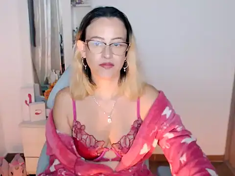 BOREAL MOON online show from 04.28.26