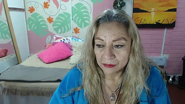 Snapshot of ZAMANTHA chatting on 03.19.25 ZAMANTHA online show from 03.19.25