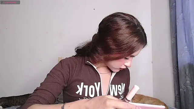 Snapshot of valen_thompson chatting on 02.07.26 valen thompson online show from 02.07.26