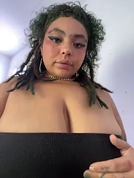 PrincessLauren420 online show from 04.27.26