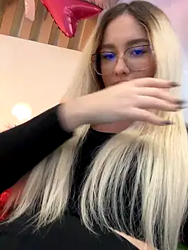 mollyxxx online show from 11.27.25