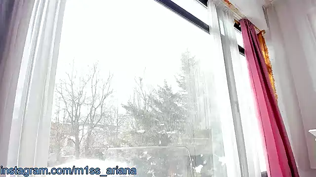 Snapshot of Miss_Ariana_ chatting on 02.22.25 Miss Ariana  online show from 02.22.25