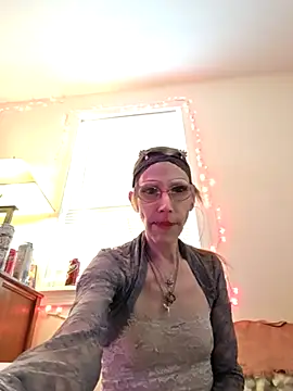 Snapshot of AngelMagick chatting on 01.18.26 AngelMagick online show from 01.18.26