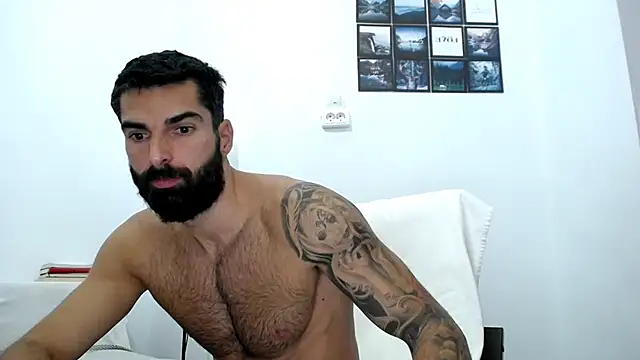 Snapshot of Verycutex chatting on 10.04.25 Verycutex online show from 10.04.25