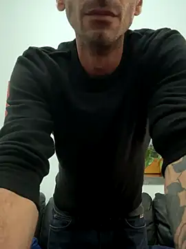 Snapshot of coppiaMeMisstress chatting on 11.07.25 coppiaMeMisstress online show from 11.07.25