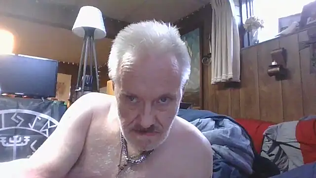 Makowboy online show from 11.28.25