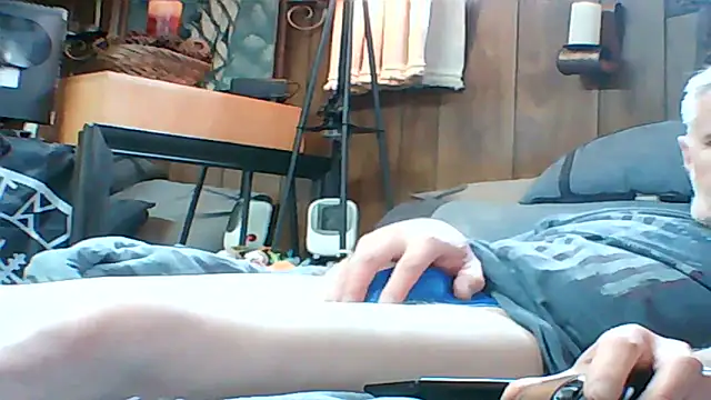 Makowboy online show from 04.30.26