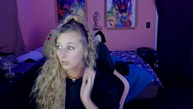 AsiaGoesPro online show from 12.21.25