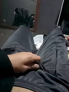 yourboysexy19 online show from 07.14.26