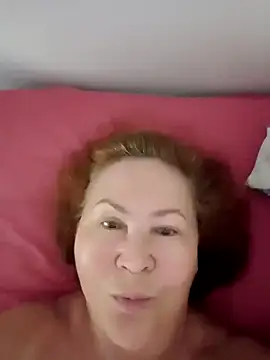 Hottie-Mom online show from 09.09.25