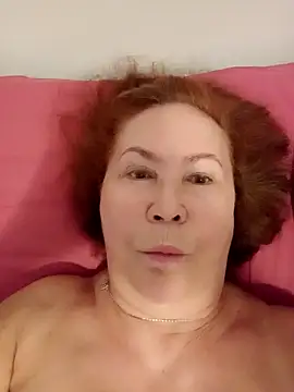 Hottie-Mom online show from 09.14.25