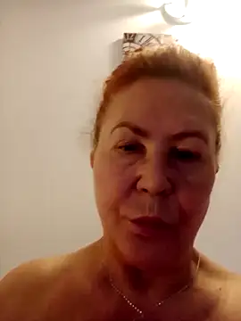 Hottie-Mom online show from 10.30.25