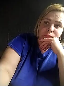 Snapshot of EvaCristal chatting on 05.10.26 EvaCristal online show from 05.10.26