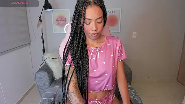 ashley 23  online show from 04.24.26