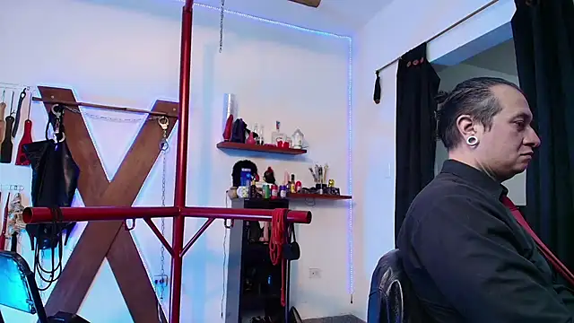 Snapshot of boy_n_girl chatting on 02.14.25 boy n girl online show from 02.14.25