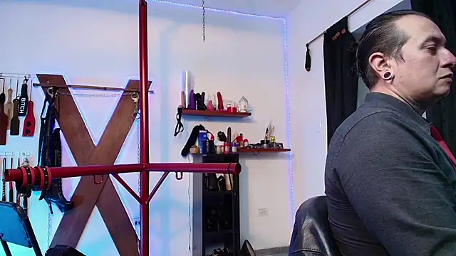 Snapshot of boy_n_girl chatting on 02.20.25 boy n girl online show from 02.20.25