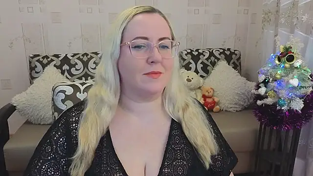 Snapshot of Ginesia chatting on 12.11.24 Ginesia online show from 12.11.24