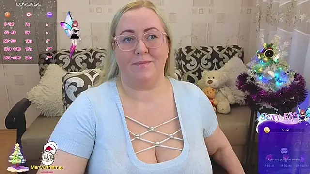 Snapshot of Ginesia chatting on 12.20.24 Ginesia online show from 12.20.24