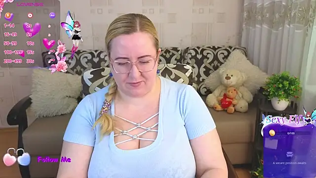 Snapshot of Ginesia chatting on 03.20.25 Ginesia online show from 03.20.25