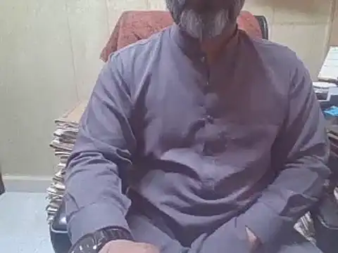 hairymaster95 online show from 10.05.25