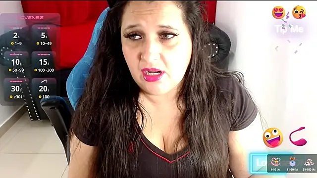 Kerly Doll online show from 02.04.25