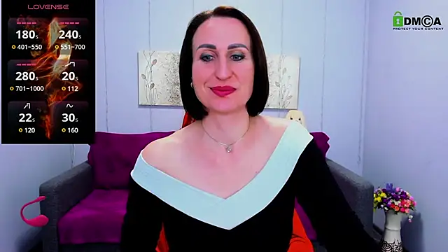 Nia Smithh online show from 03.07.25