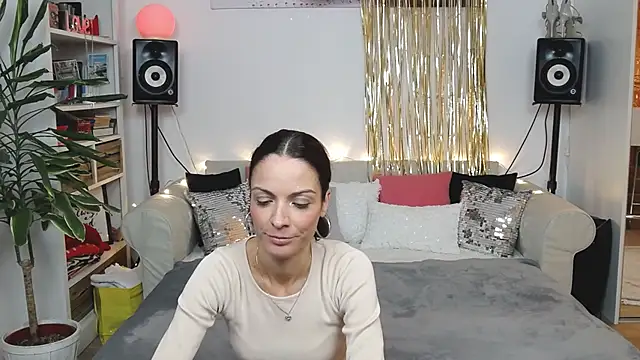 JaneDejaySC online show from 11.25.25