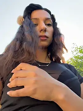  MiaQueen  online show from 08.06.26