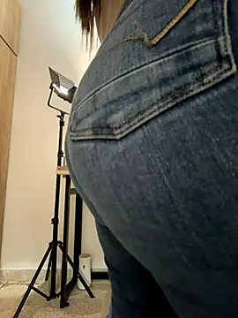 Snapshot of nurse_becky chatting on 11.20.25 nurse becky online show from 11.20.25