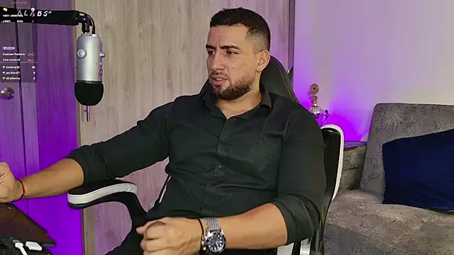 Snapshot of mr_david_cox chatting on 02.16.25 mr david cox online show from 02.16.25