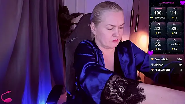 YolandaKiss online show from 02.26.25