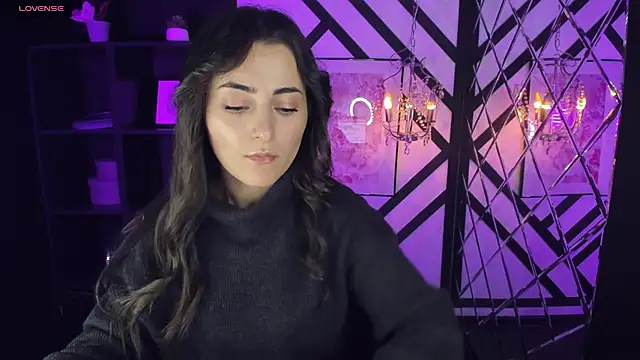 KylieMellow online show from 02.17.25