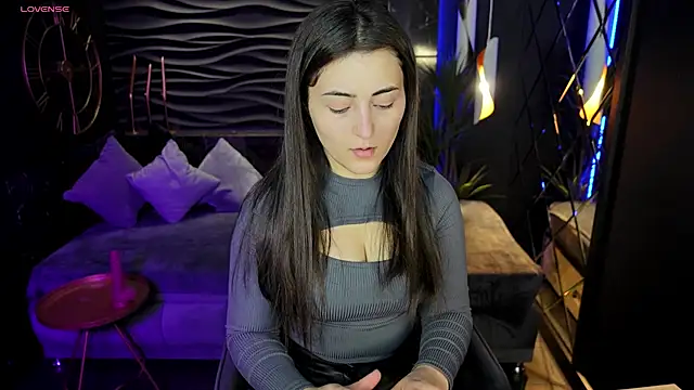 KylieMellow online show from 02.23.25