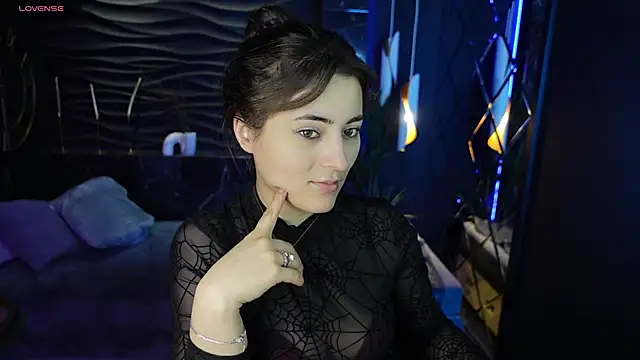 KylieMellow online show from 03.15.25