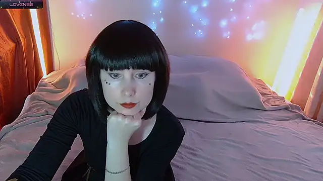 bekyboop online show from 10.31.25