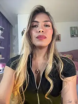 Snapshot of steewart_ chatting on 12.15.25 steewart online show from 12.15.25